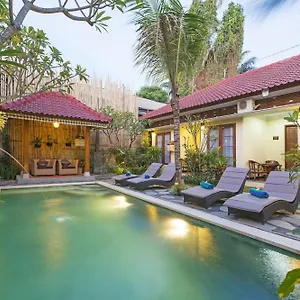 3* Pensión Sandat Bali